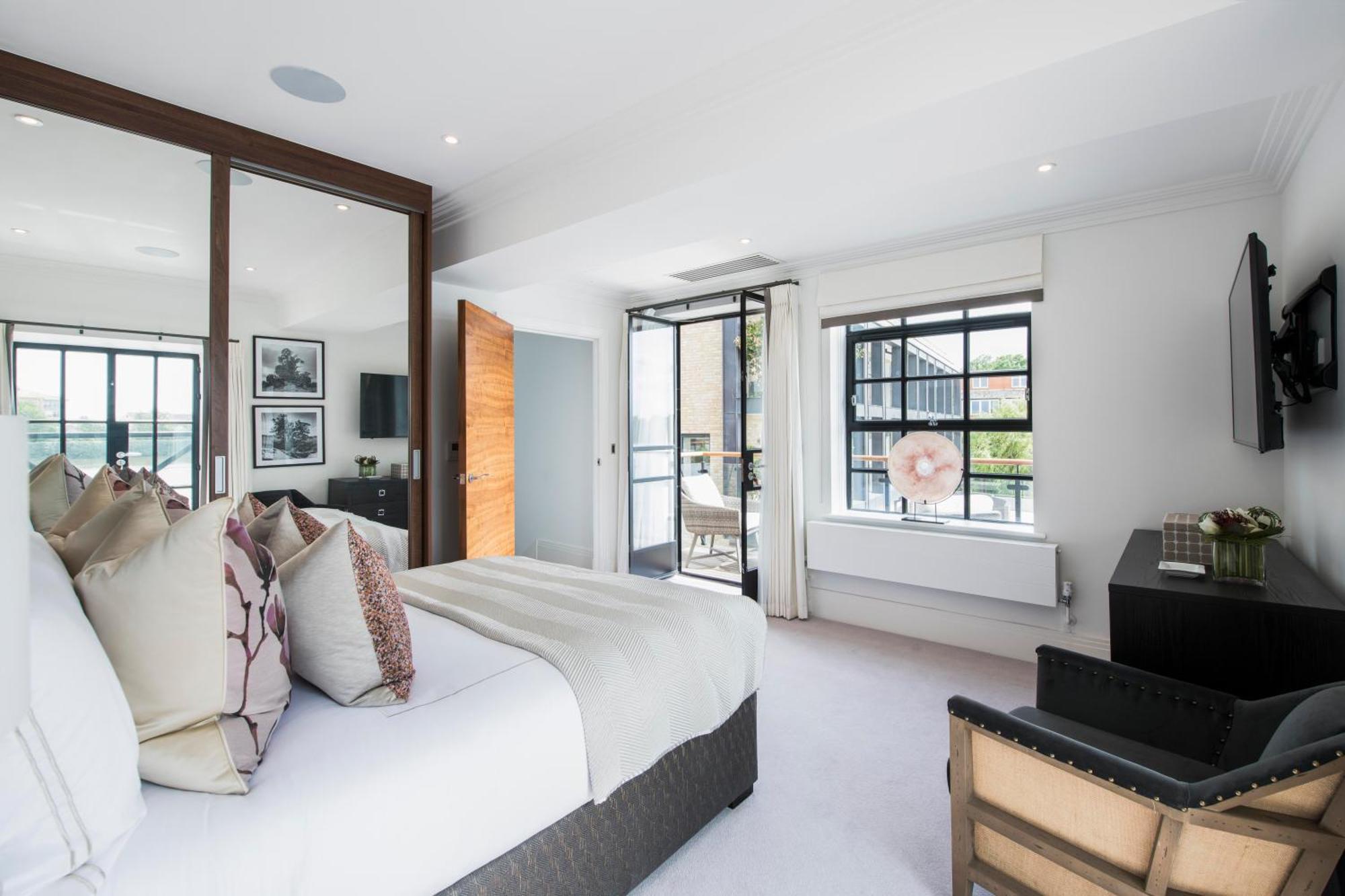 Palace Wharf Apartments ลอนดอน ภายนอก รูปภาพ